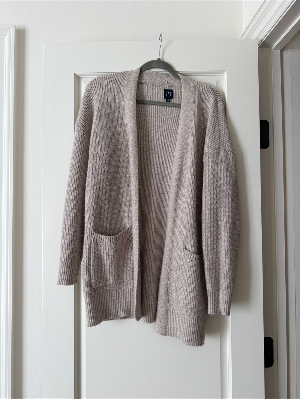 GAP Women's Open-Front Ribbed Cardigan - Light Taupe